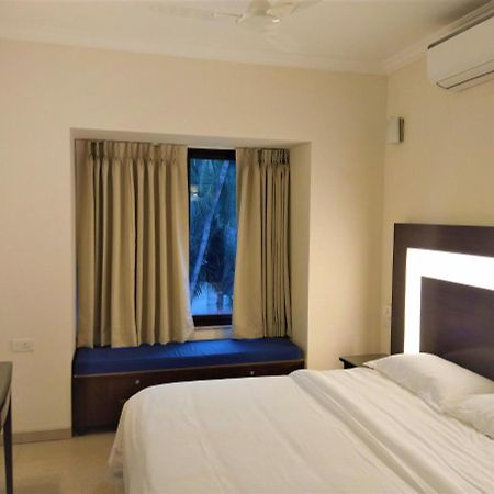 Casa Legend Suites Candolim Goa Bagian luar foto